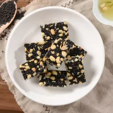 Geek-Bar Black Sesame Peanut Brittle Candies